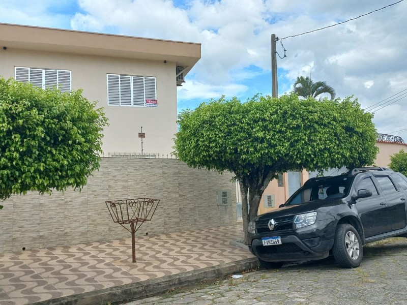 APARTAMENTO PERTINHO DA PRAIA    AO LADO CLUBE  SATÉLITE